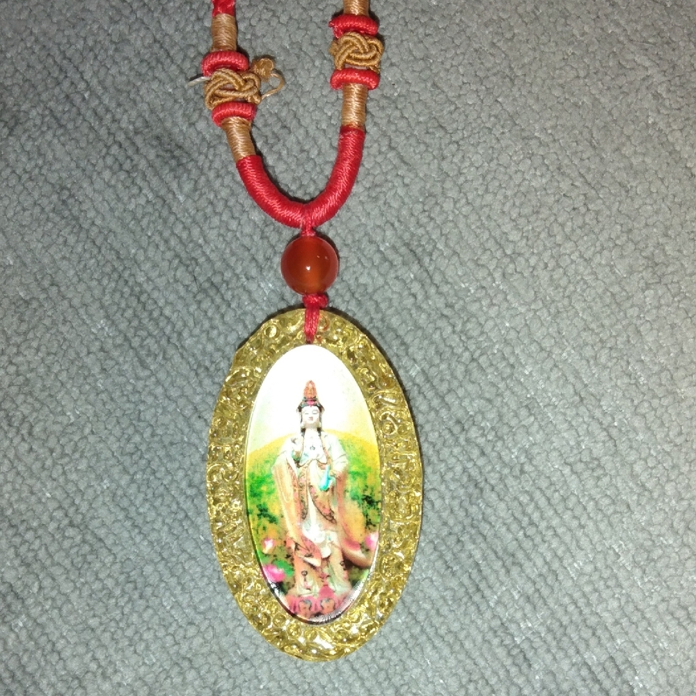 Buddism Relious Elegant Gold and Red Pendant Necklace